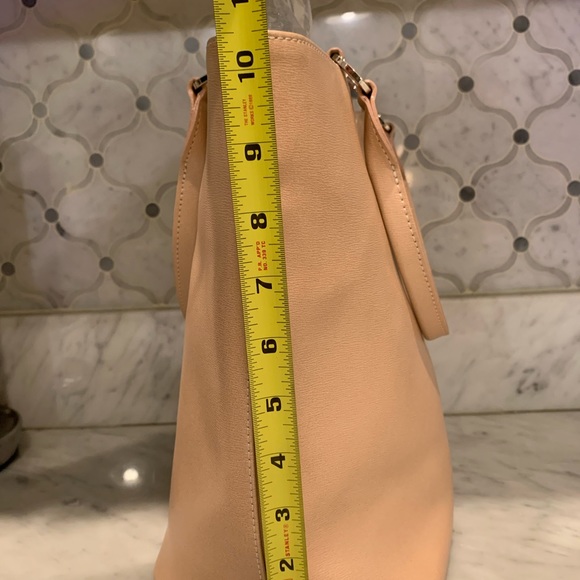 Authentic Longchamp leather shoulder bag/tote in a light blush/tan color. - Picture 12 of 12